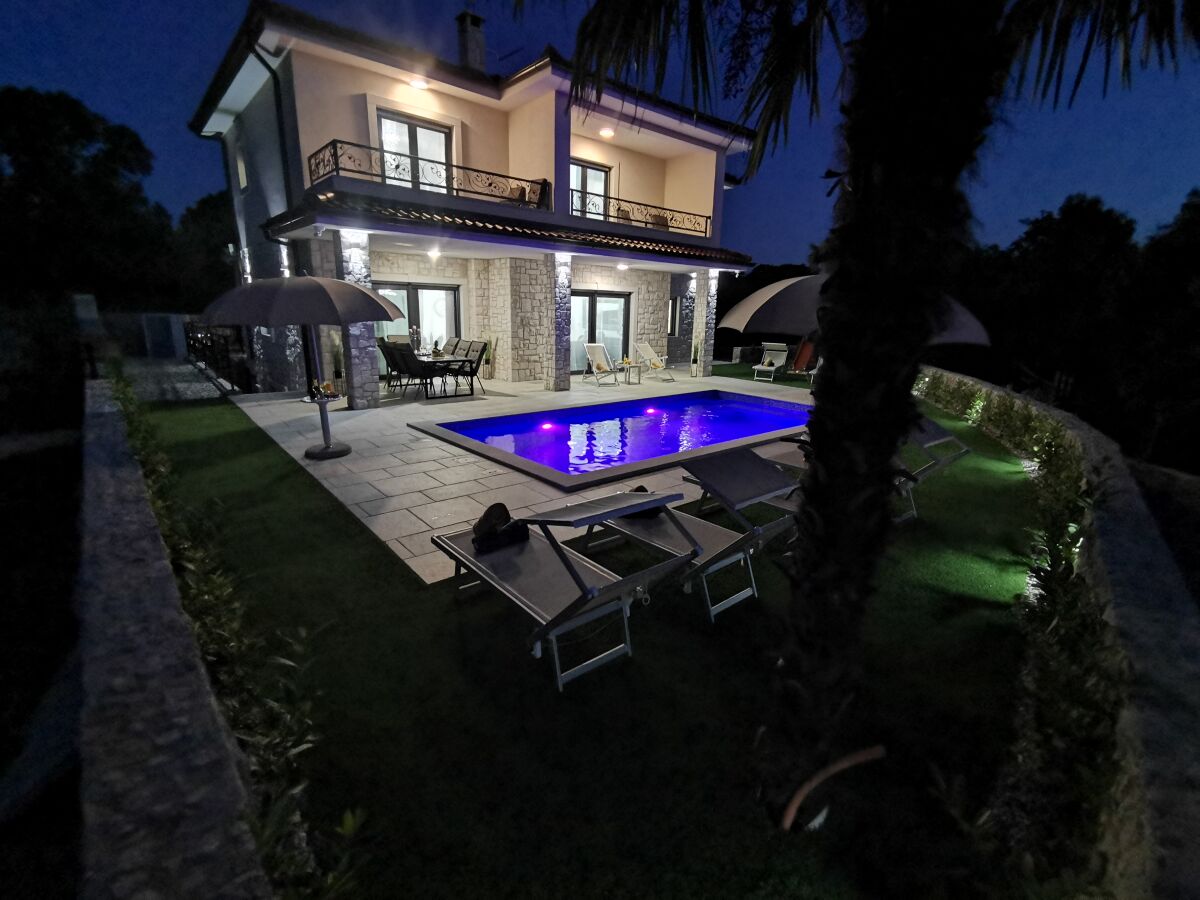 Villa Sara Malinska - Outdoor photo 5