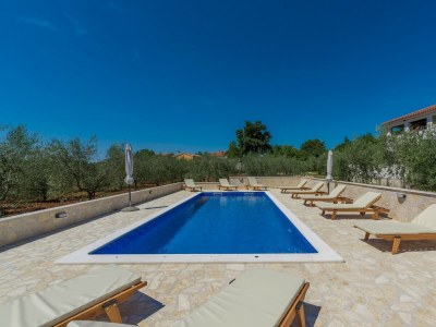 Holiday house Casa Oliva in Klostar - Outdoor photo 7