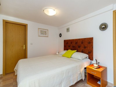 Apartment Vivijana One-Bedroom A2 - Features photo 10