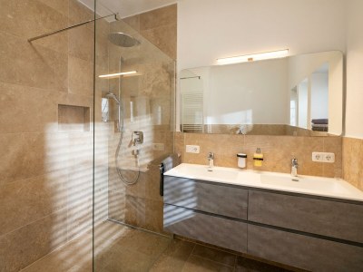 Apartment Ferienhaus, Villa, 2 Bäder, 3 WC, 5 Schlafzimmer - Outdoor photo 35