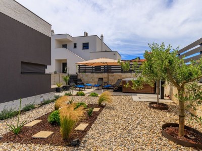 Apartment Sabena Apartment with private Jacuzzi - Outdoor photo 11