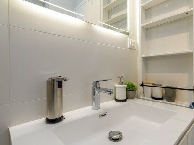 Apartment Sabena Apartment with private Jacuzzi - Features photo 22