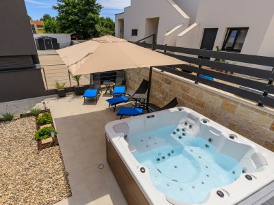 Apartment Sabena Apartment with private Jacuzzi - Features photo 27