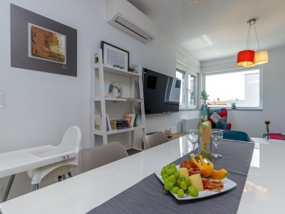 Apartment Sabena Apartment with private Jacuzzi - Features photo 34