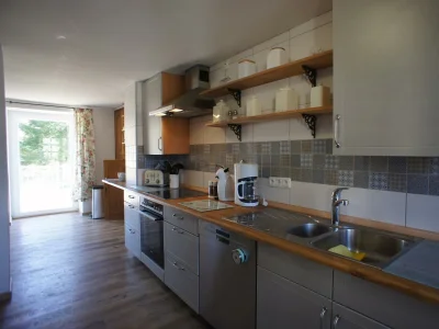 Apartment 12-Bett-Ferienhaus, Dusche oder Bad, 6 Schlafzi. - Outdoor photo 18