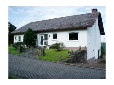 Apartment 2-Bett-Ferienwohnung Helga Hoffmann in Bad Bertrich-Kennfus - Apartment