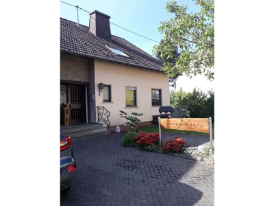 Apartment Ferienwohnung Dusche/WC, 3 Schlafräume für 1-7 P. in Bettenfeld - Apartment