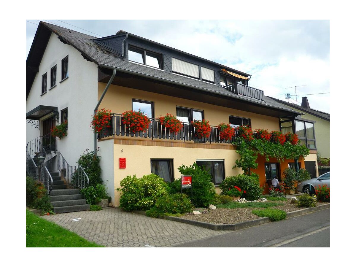 Apartment FeWo mit Balkon