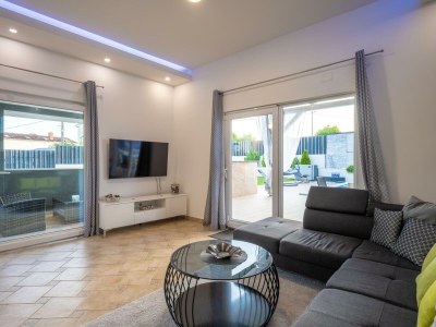 Villa Beauty - Features photo 11