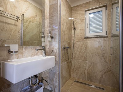 Villa Beauty - Features photo 21