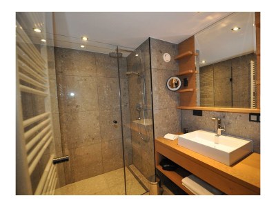 Apartment Apartment 202 - Features photo 31