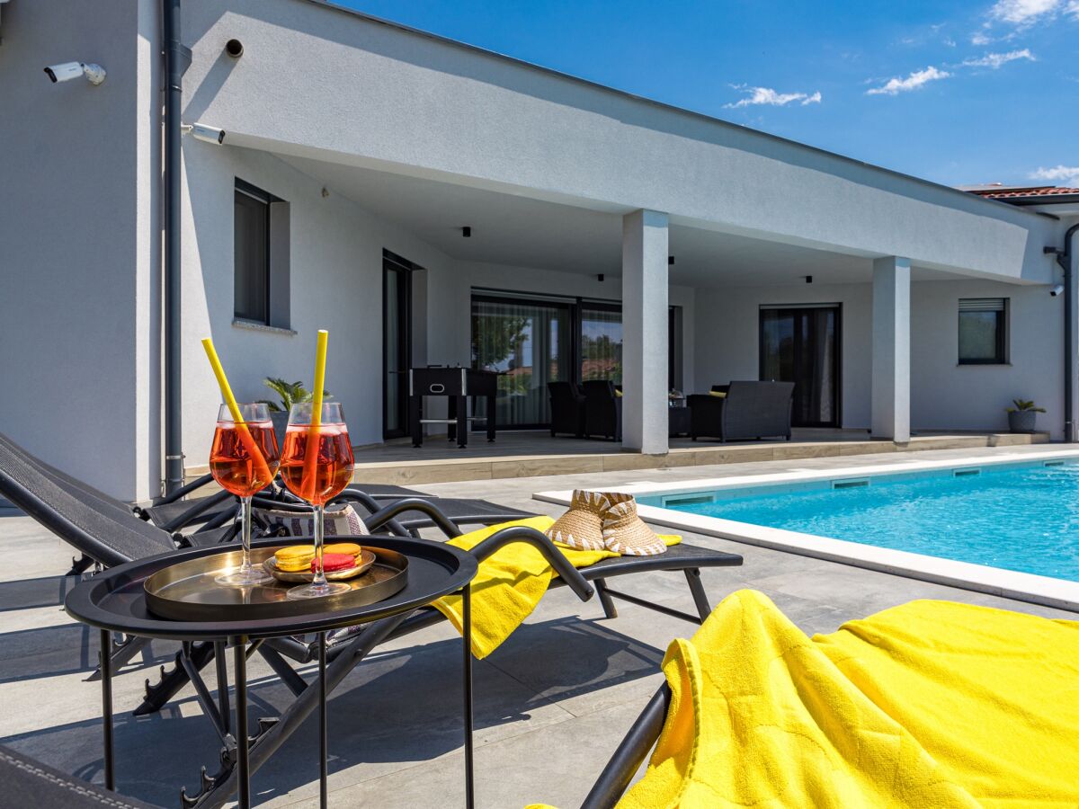 Villa Villa Speranza with Private Illuminated Pool - Outdoor photo 5