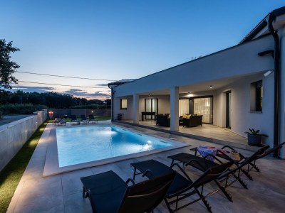 Villa Villa Speranza with Private Illuminated Pool - Outdoor photo 13