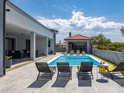 Villa Villa Speranza with Private Illuminated Pool - Outdoor photo 18