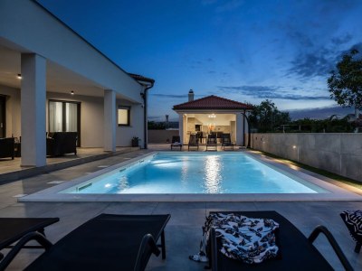 Villa Villa Speranza with Private Illuminated Pool - Outdoor photo 25