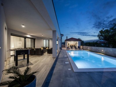 Villa Villa Speranza with Private Illuminated Pool - Outdoor photo 26