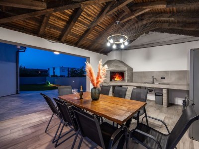 Villa Villa Speranza with Private Illuminated Pool - Outdoor photo 29