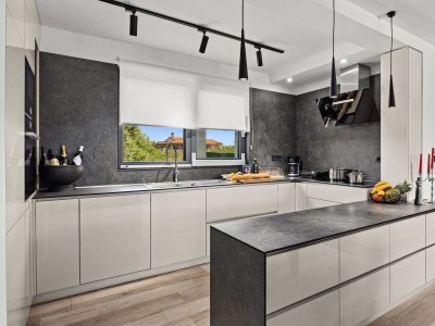 Villa Villa Speranza with Private Illuminated Pool - Features photo 65