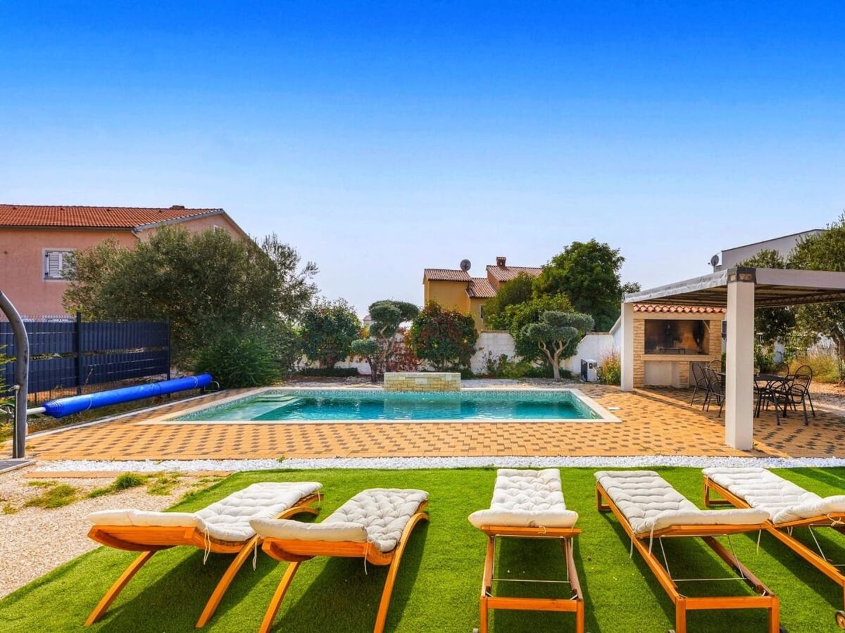 Holiday house Villa Sunshine with Private Heated Pool - Outdoor photo 5