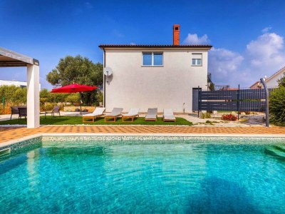 Holiday house Villa Sunshine with Private Heated Pool - Outdoor photo 7