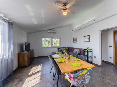 Holiday house Villa Sunshine with Private Heated Pool - Features photo 18