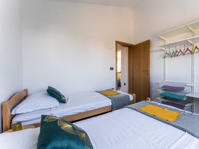 Holiday house Villa Sunshine with Private Heated Pool - Features photo 25