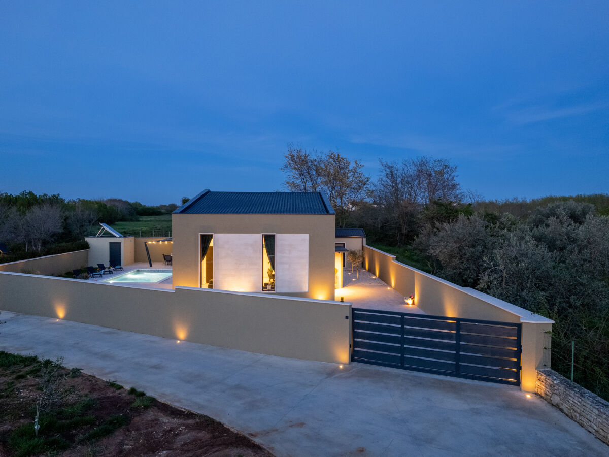 Villa Villa Ulika - Pool, Jacuzzi and Sauna - Outdoor photo 4