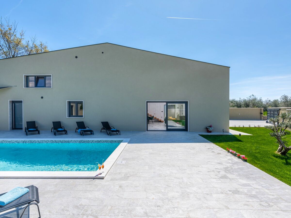 Villa Villa Ulika - Pool, Jacuzzi and Sauna - Outdoor photo 5