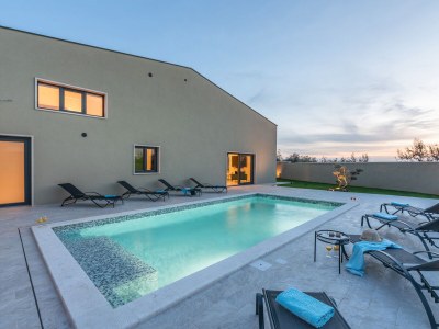 Villa Villa Ulika - Pool, Jacuzzi and Sauna - Outdoor photo 2