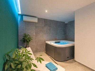 Villa Villa Ulika - Pool, Jacuzzi and Sauna - Outdoor photo 76