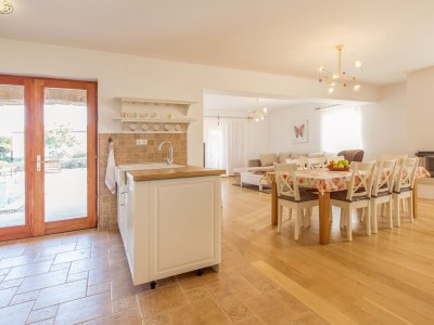 Villa with pool near Krk - Features photo 11