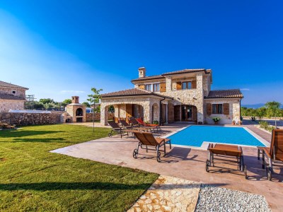Villa with pool near Krk - Features photo 33