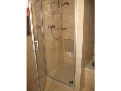 Apartment Appartement/Fewo, Dusche oder Bad, WC, 2 Schlafräu - Features photo 29