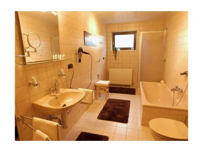 Apartment Appartement/Fewo, Dusche und Badewanne, 1 Schlafra - Features photo 31