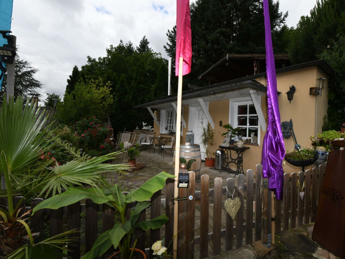 Apartment Ferienhaus, Dusche, WC, Wohn-/Schlafraum - Outdoor photo 3