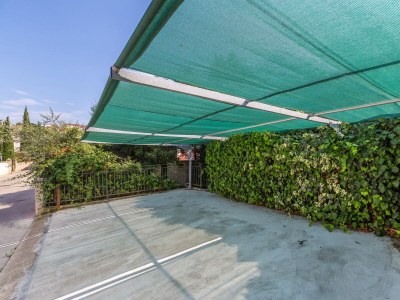 Holiday apartment BRINA with a pleasant terrace near Pula - Features photo 27