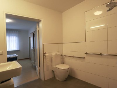 Apartment Appartement/Fewo, Dusche und Bad, WC, behinderteng - Features photo 12