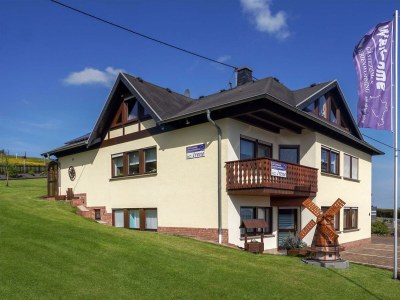 Apartment 2-Bett-Ferienwohnung "Nürburg" bis 3 Pers. in Kottenborn - Apartment