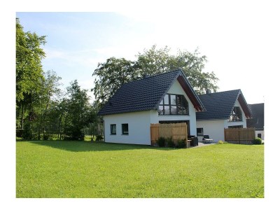 Apartment Rotes Ferienhaus, Dusche/WC, Terrasse bis 4 Pers. - Features photo 52