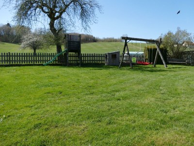 Apartment 12-Bett-Ferienhaus Du/Bad/WC (12 Erw, 2 Ki,1 Baby) - Outdoor photo 6