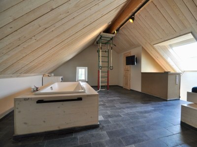 Apartment 6-Bett-Ferienhaus Dusche u.Bad, WC, 3 Schlafräume - Outdoor photo 3