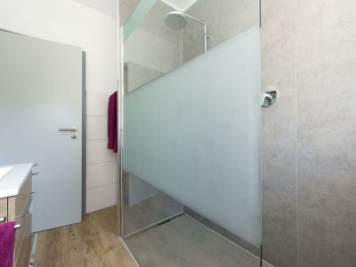 Apartment Ferienhaus, Toilette und Bad/Dusche getrennt, - Features photo 29