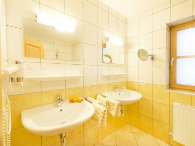 Apartment Deluxe Apartment mit 3 Schlafzimmer und Südbalkon - Features photo 37