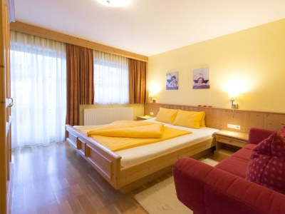 Apartment Deluxe Apartment mit 3 Schlafzimmer und Südbalkon - Features photo 41