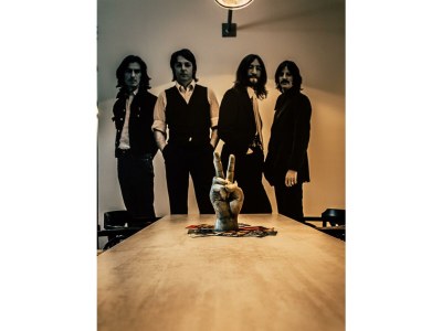 Apartment JOHN PAUL GEORGE und RINGO Dont let me down - Features photo 73