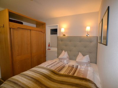 Apartment Appartement- Nr. 2 - Dusche/WC, 1 Schlafraum - Outdoor photo 2