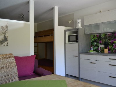 Apartment Appartement- Nr. 2 - Dusche/WC, 1 Schlafraum - Outdoor photo 7