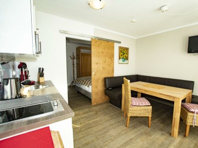 Apartment Appartement- Nr. 2 - Dusche/WC, 1 Schlafraum - Features photo 38