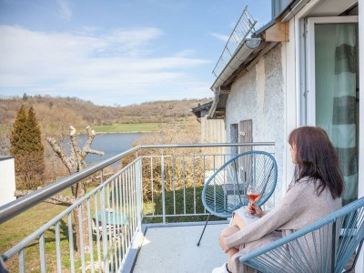 Apartment Heuboden mit Balkon u.Maarblick für 1-2 Pers. - Outdoor photo 15