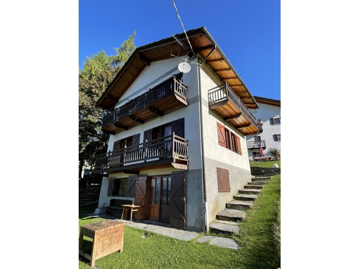 Holiday apartment Chamois - Outdoor photo 3